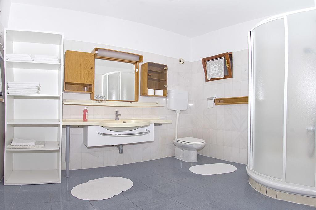 Apartments Tomato Novigrad Istria Εξωτερικό φωτογραφία