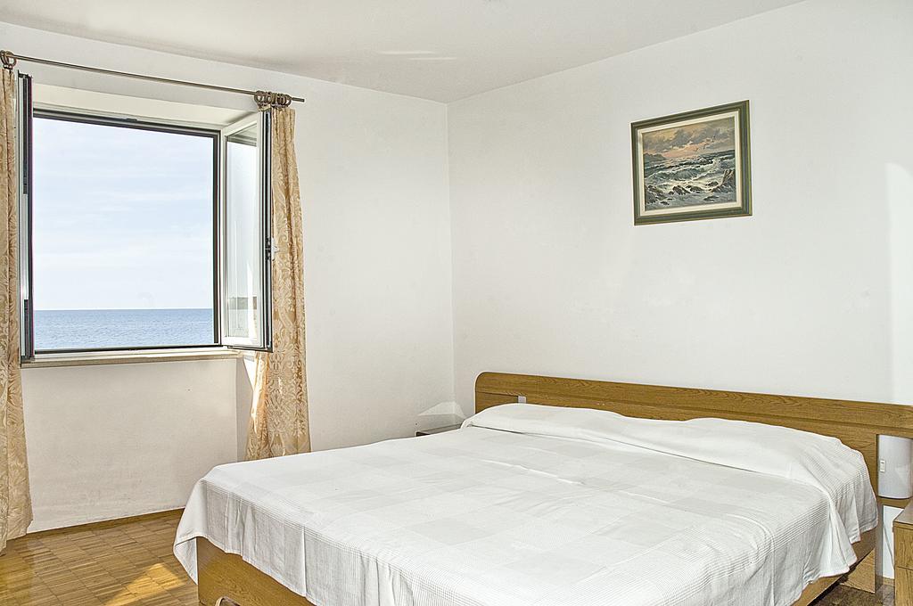 Apartments Tomato Novigrad Istria Εξωτερικό φωτογραφία